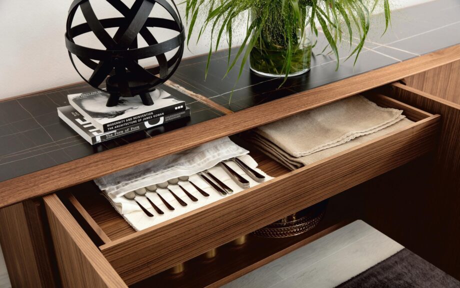 Tamok Sideboard Porada