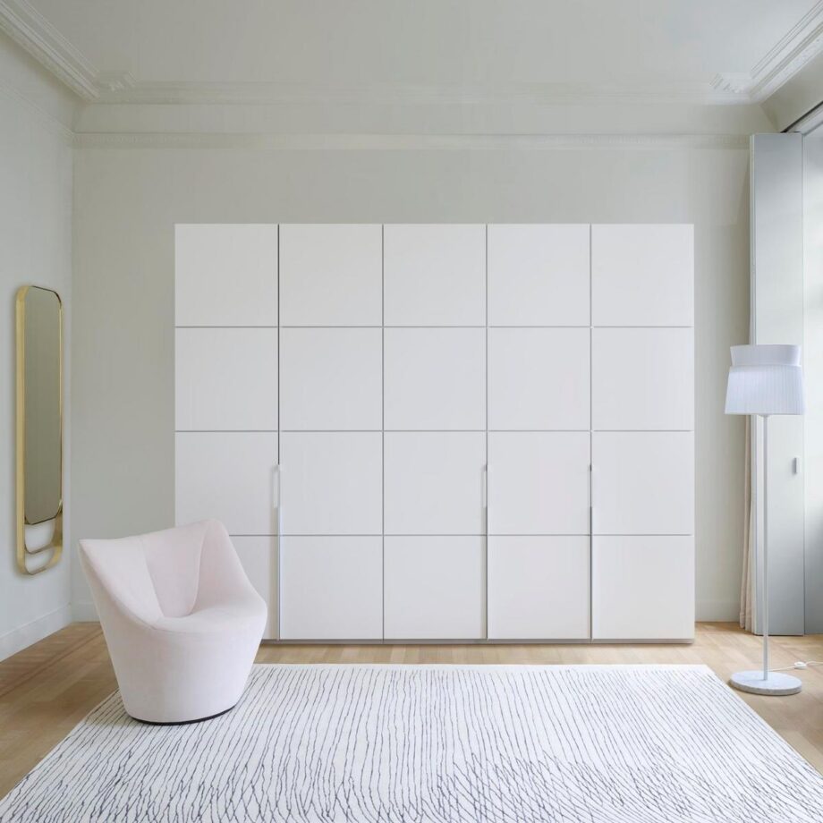 Lumeo Wardrobe Ligne Roset