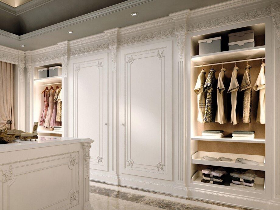 9700 Closet Ezio Bellotti