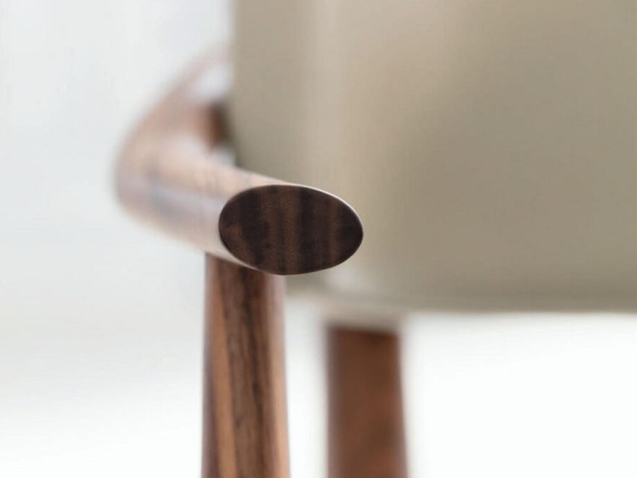 Nissa Chair Porada