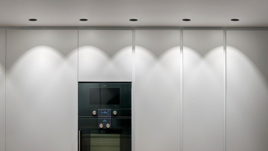 Shot Light M Asymmetric Spotlight Arkoslight