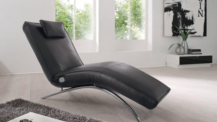 Jonas Armchair Koinor