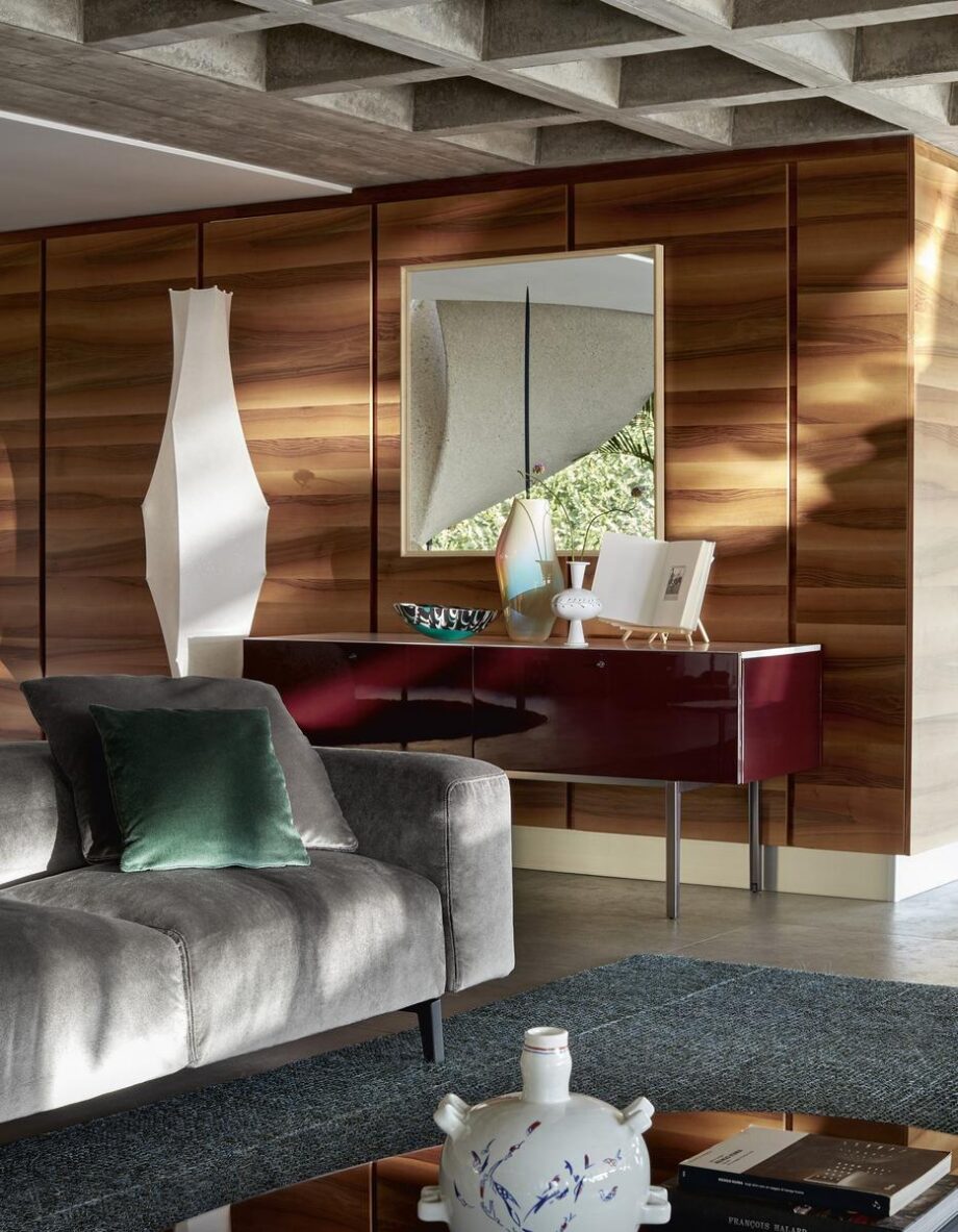 255 Flat Sideboard Cassina
