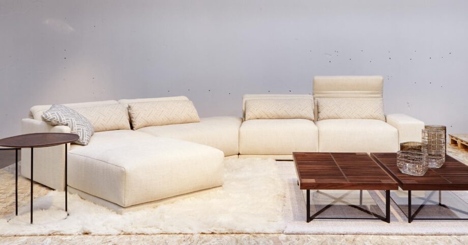 Grand Angle Sofa Ligne Roset