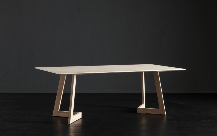 Barcellona + Seven Table Altacorte