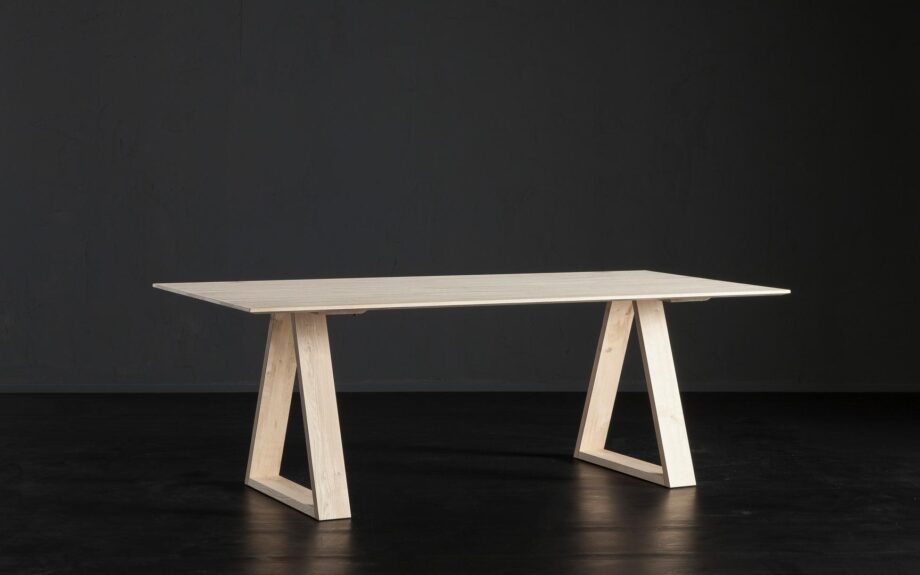 Barcellona + Mekano Table Altacorte