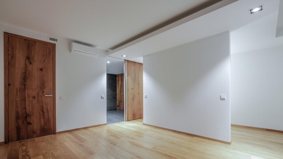 Orbital 1 Lark 111 Spotlight Arkoslight