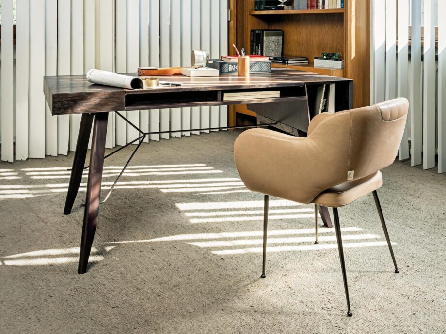 Miss Malice Easy Chair Arketipo