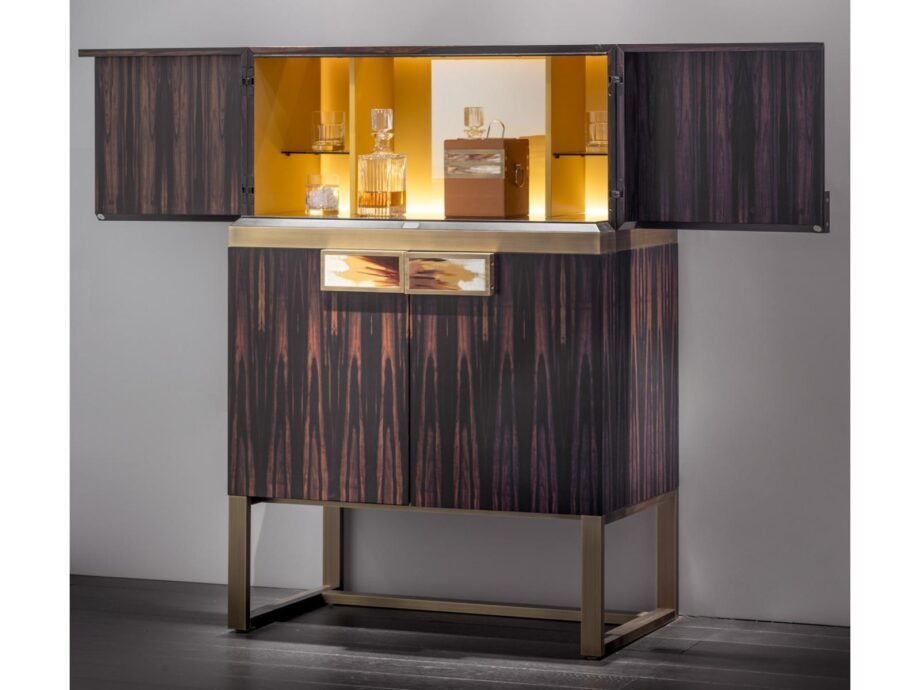 Cosmopolitan 6027ebo/ebl Bar Cabinet Arcahorn