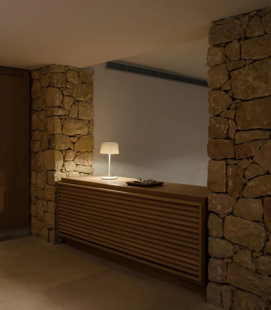 Warm Table Lamp Vibia