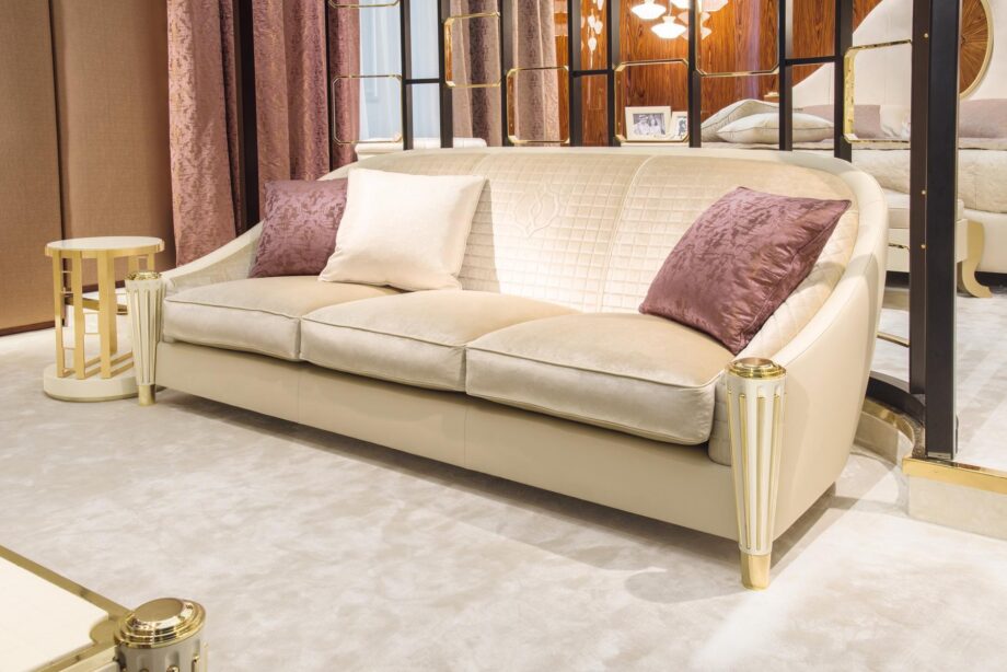 Legend Sofa Bruno Zampa