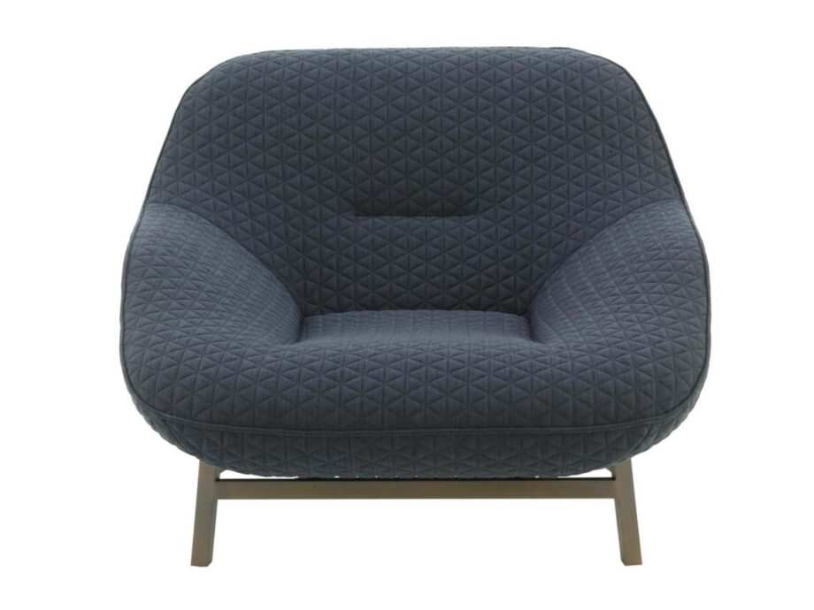 Cosse Armchair Ligne Roset