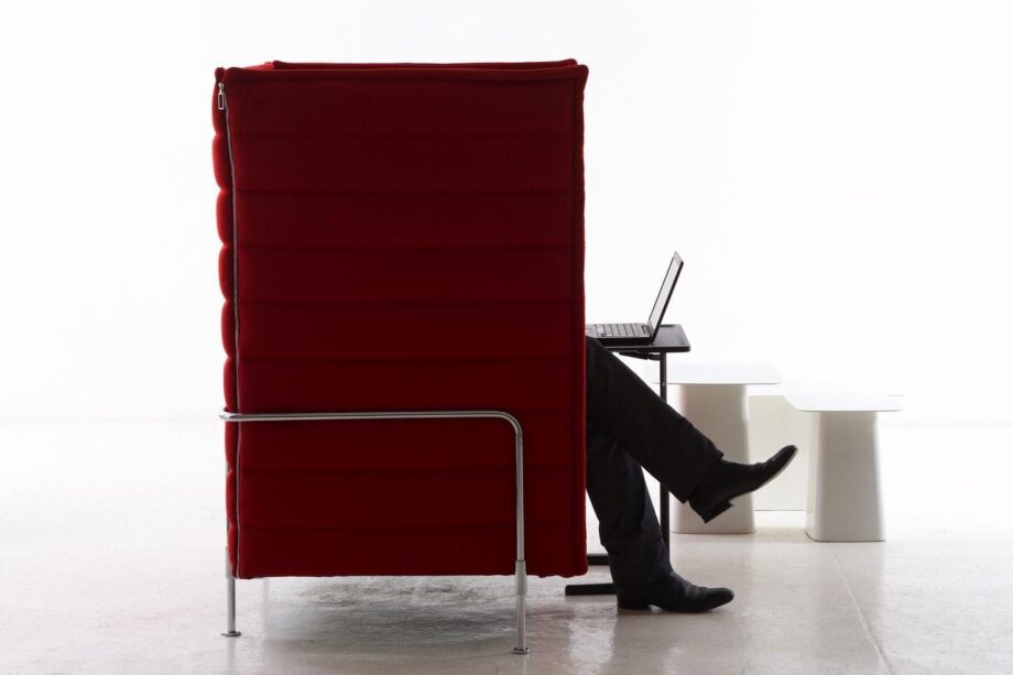 Alcove Highback Sofa Vitra