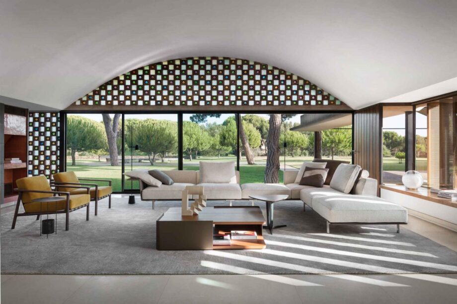 Gregor Sofa Molteni