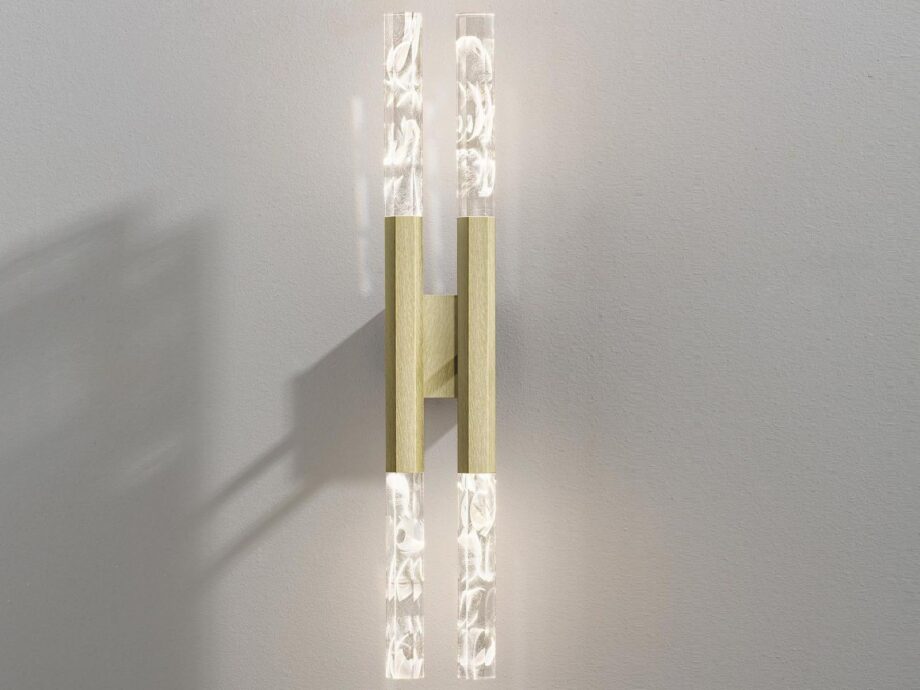 Shine Plumage Ap Wall Lamp Olev