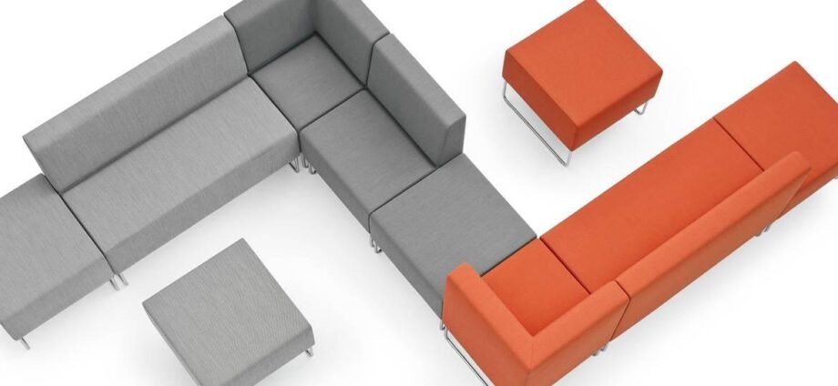 Host 202 Armchair Pedrali