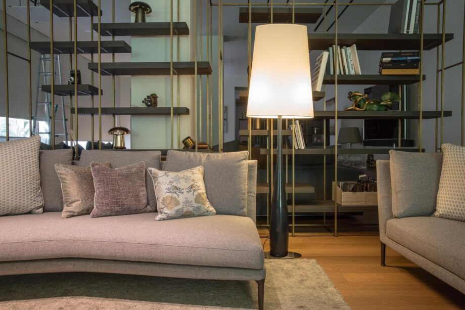 M.me Butterfly Floor Lamp Contardi
