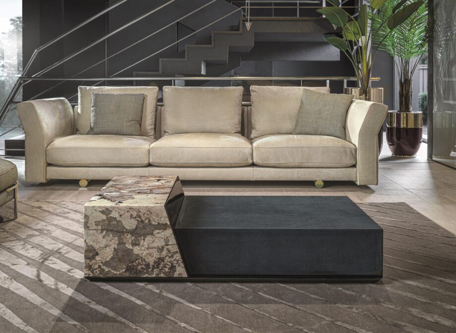 Bold Coffee Table Longhi