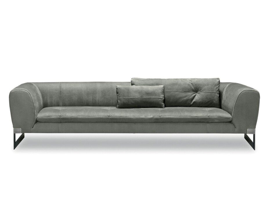 Viktor Sofa Baxter