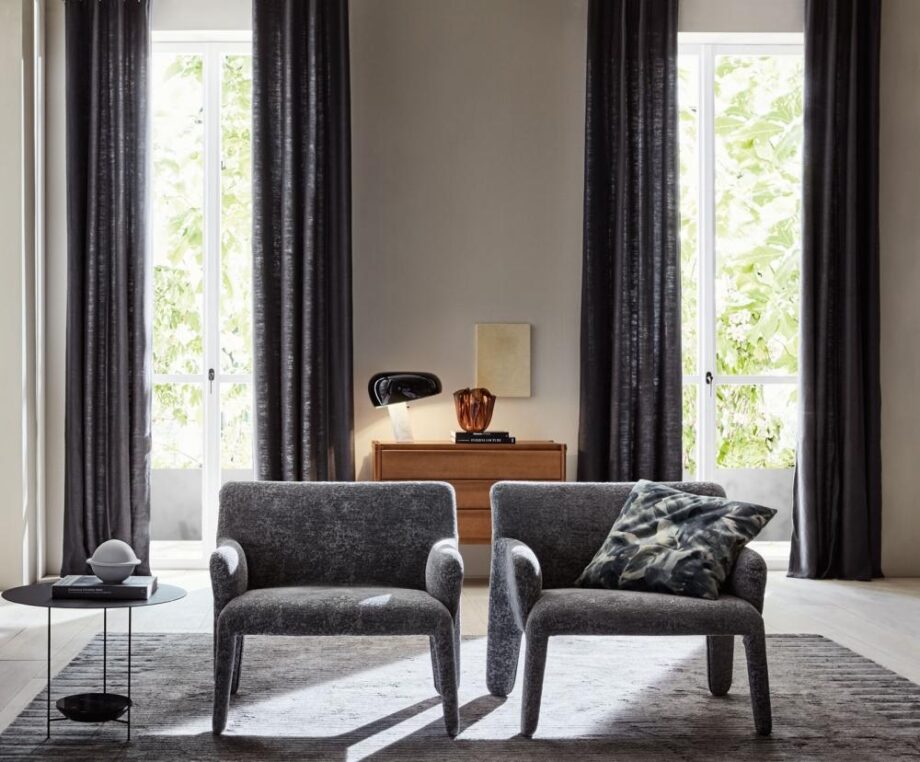 Glove Up Armchair Molteni