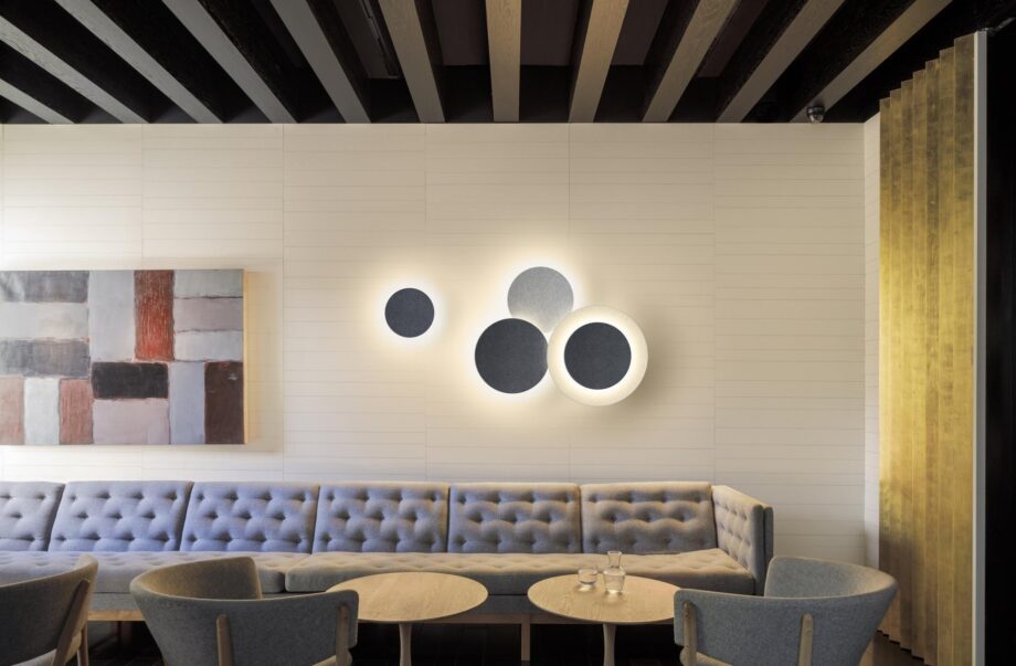 Puck Wall Art Triple Wall Lamp Vibia