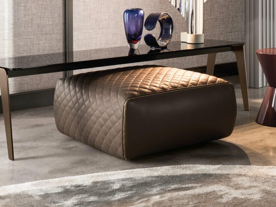 Ashley Pouf Minotti