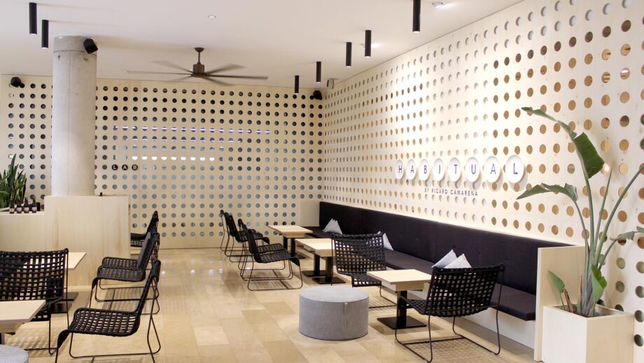 Scope 35 Surface Ceiling Lamp Arkoslight