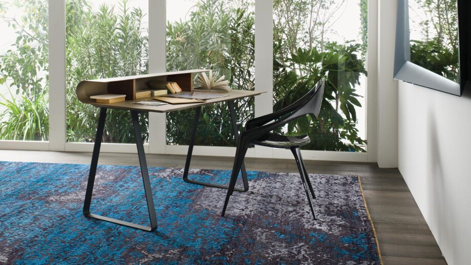 Twist Secretary Desk Reflex