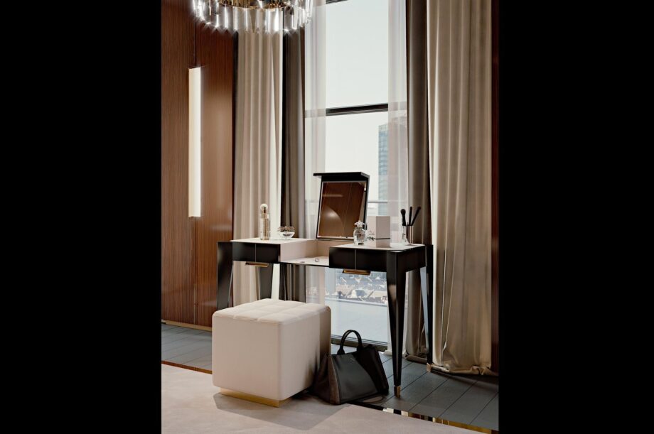 Park Avenue Dressing Table Ezio Bellotti