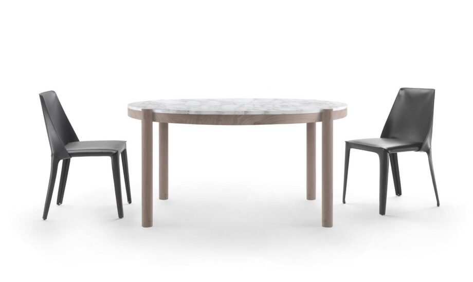 Gustav Table Flexform