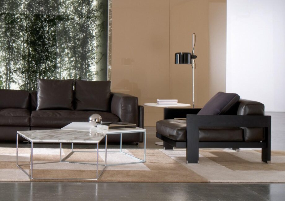 Alison Black Lac. Armchair Armchair Minotti