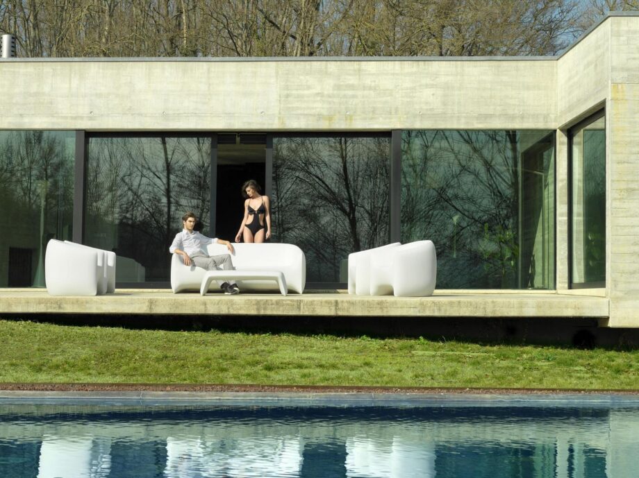 Blow Outdoor Armchair Vondom