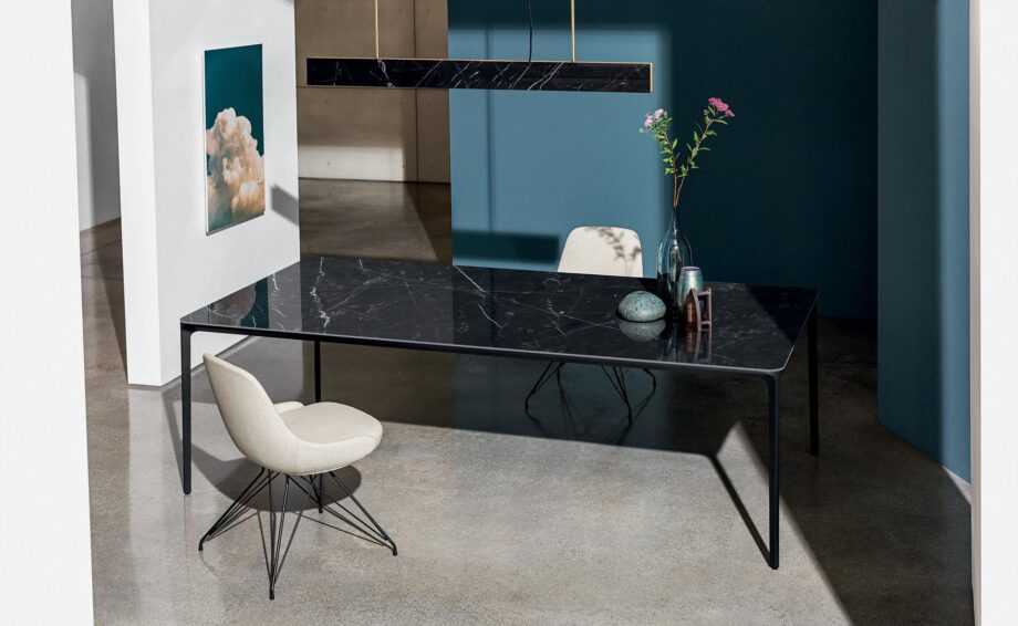 Slim Rectangular Outdoor Table Sovet