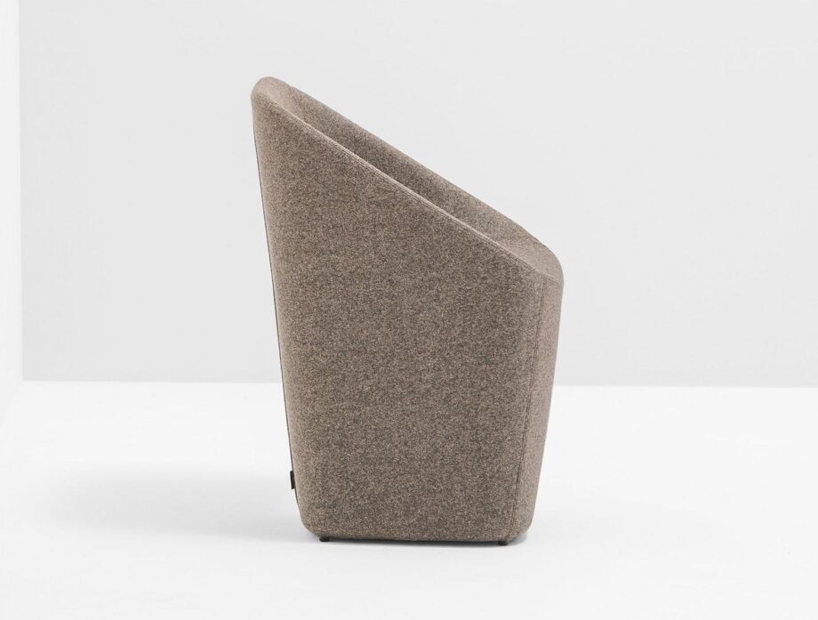 Log 365 Easy Chair Pedrali
