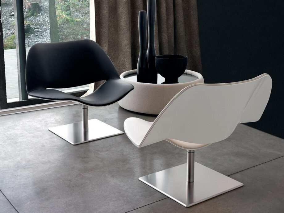 Medium Lips Easy Chair Dema