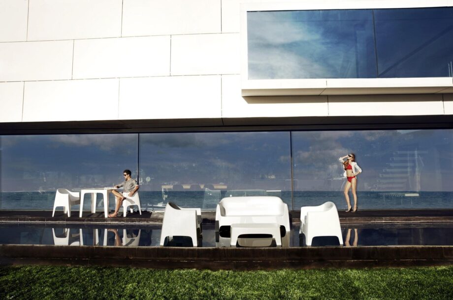 Solid Outdoor Sofa Vondom