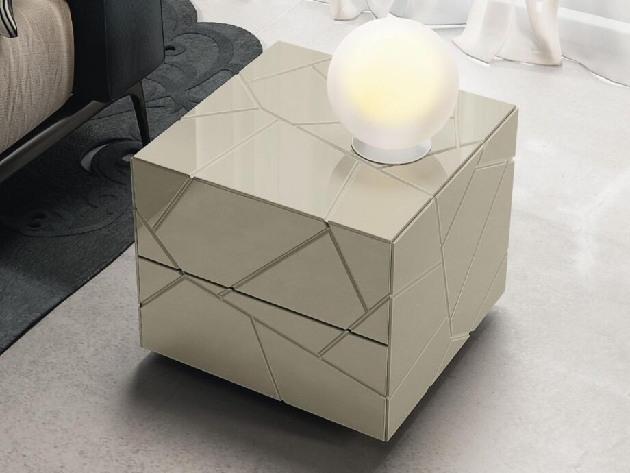 Segno Bedside Table Riflessi