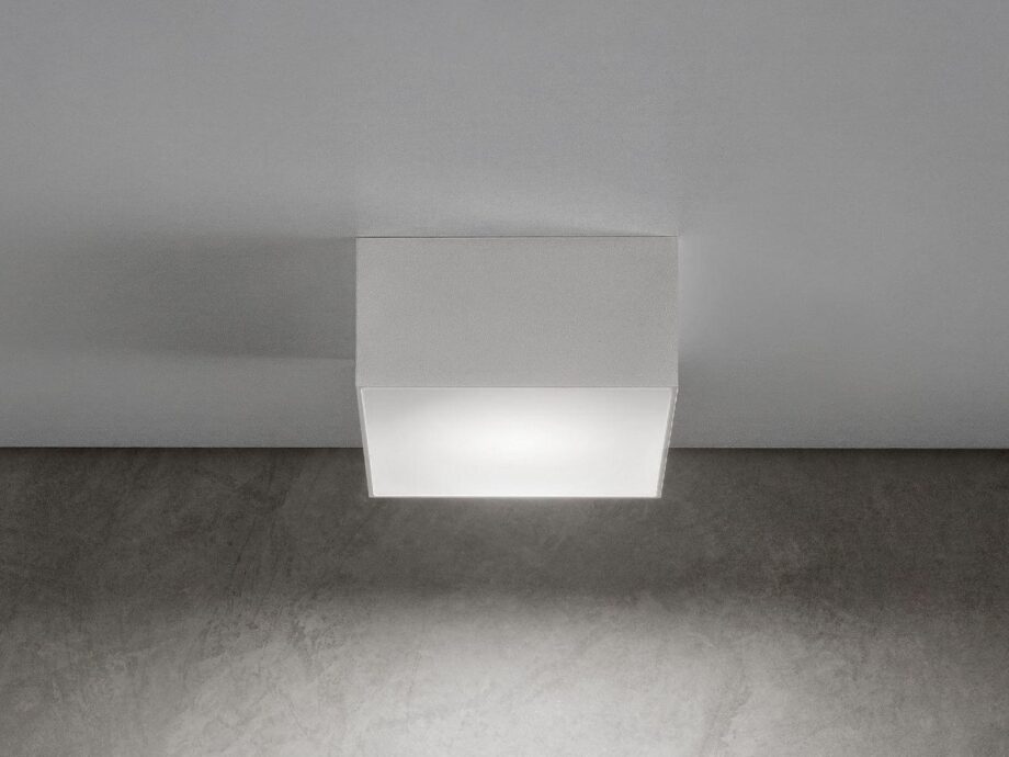 Little Box Ceiling Lamp Olev