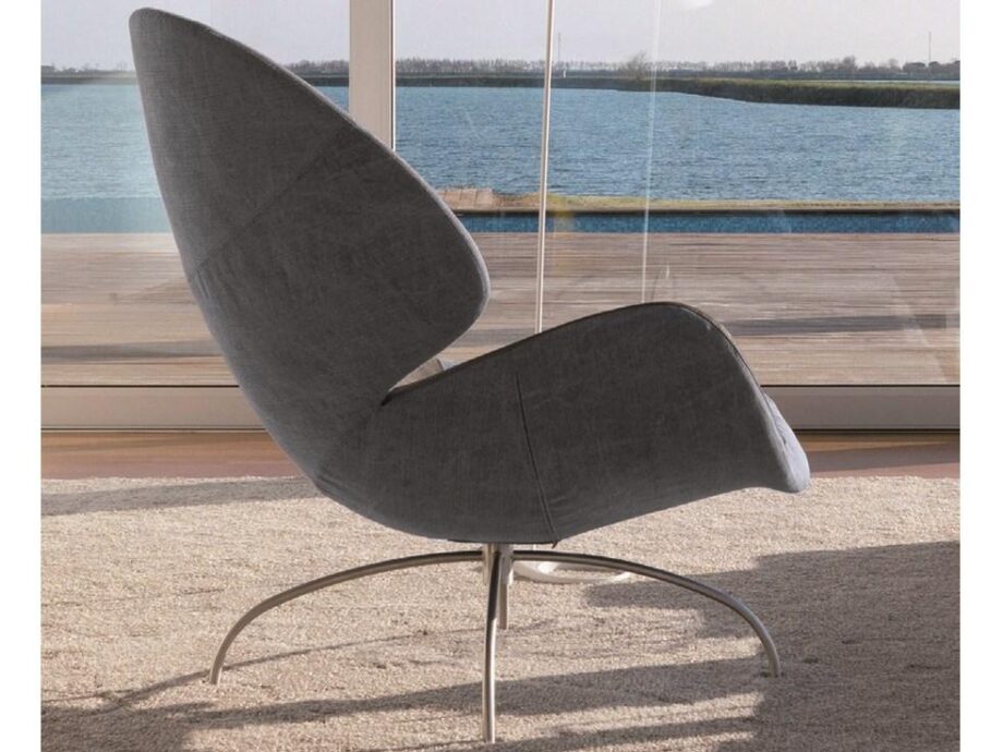 Cloé Armchair Desiree