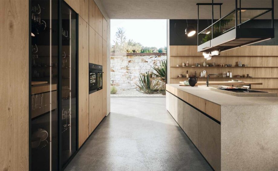AK 04 Kitchen Arrital