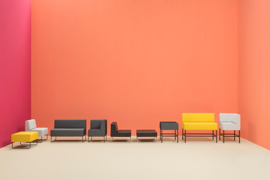 Host 202 Armchair Pedrali