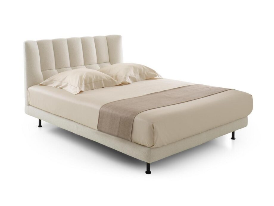 Evisa Bed Ligne Roset
