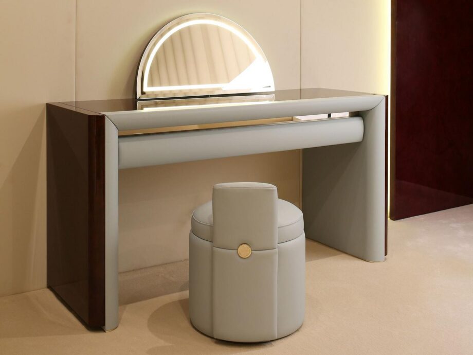 Madison Dressing Table Turri