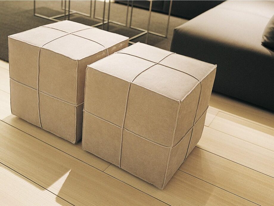 Ottoman Villon Pouf Minotti