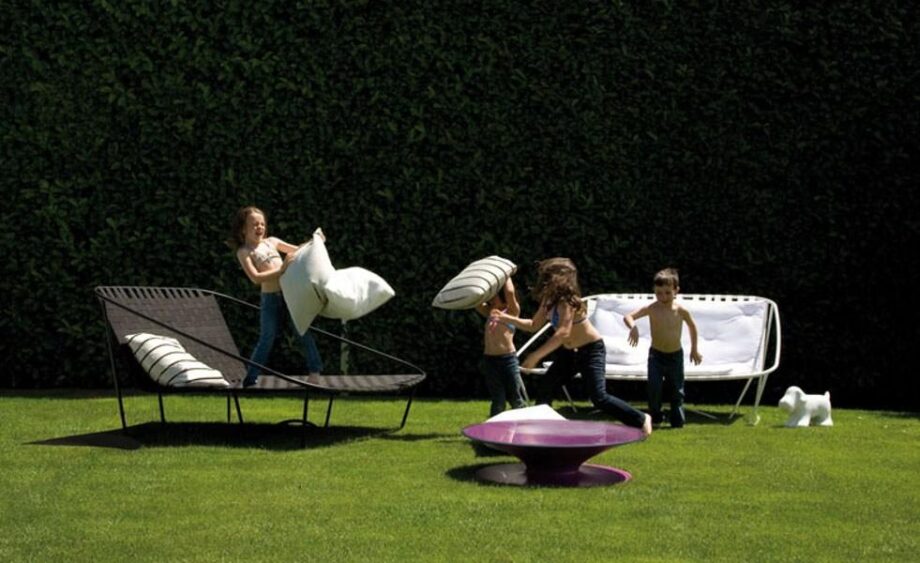 Big Outdoor Bed Arflex
