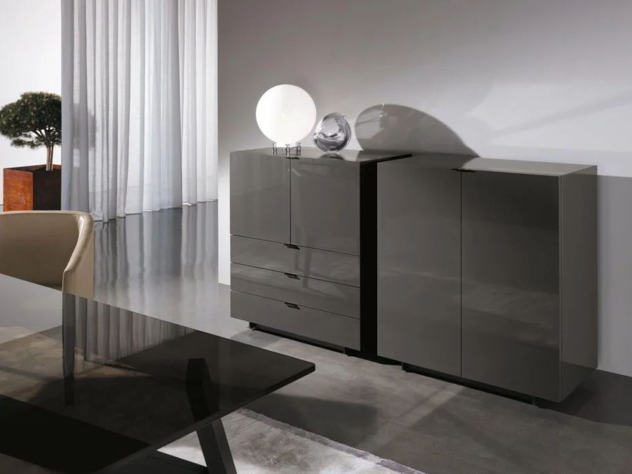 Harvey Line Sideboard Minotti
