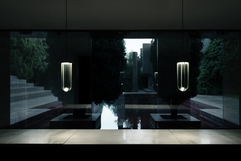 In Vitro Outdoor Pendant Lamp Flos