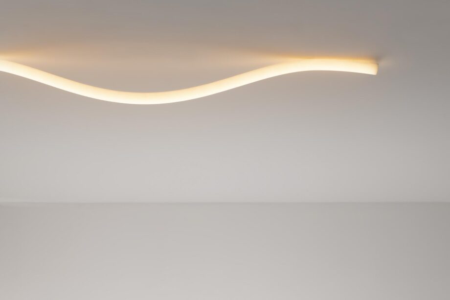 La Linea Outdoor Wall Lamp Artemide