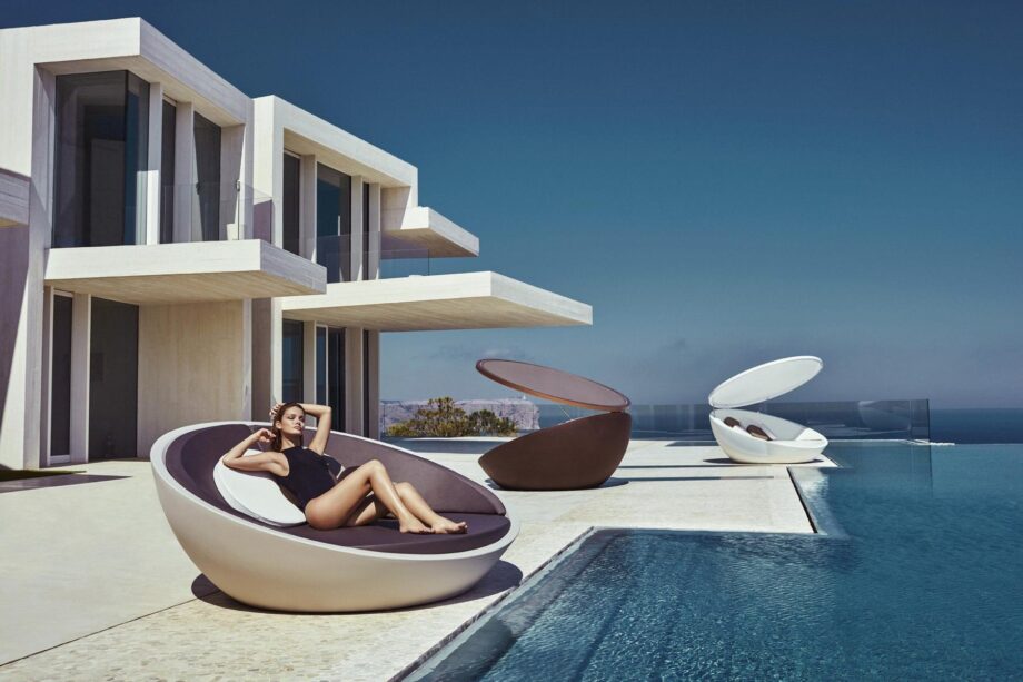 Ulm Daybed Outdoor Sofa Vondom
