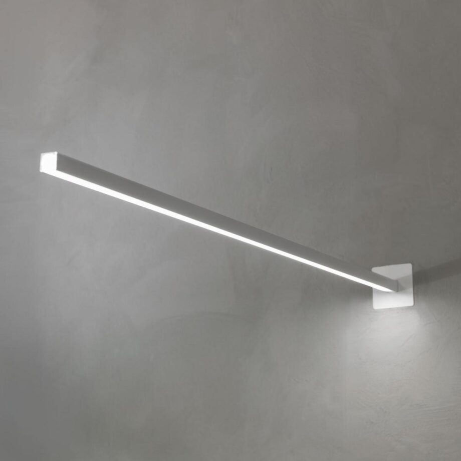 Linescapes Cantilevered Wall Lamp Nemo